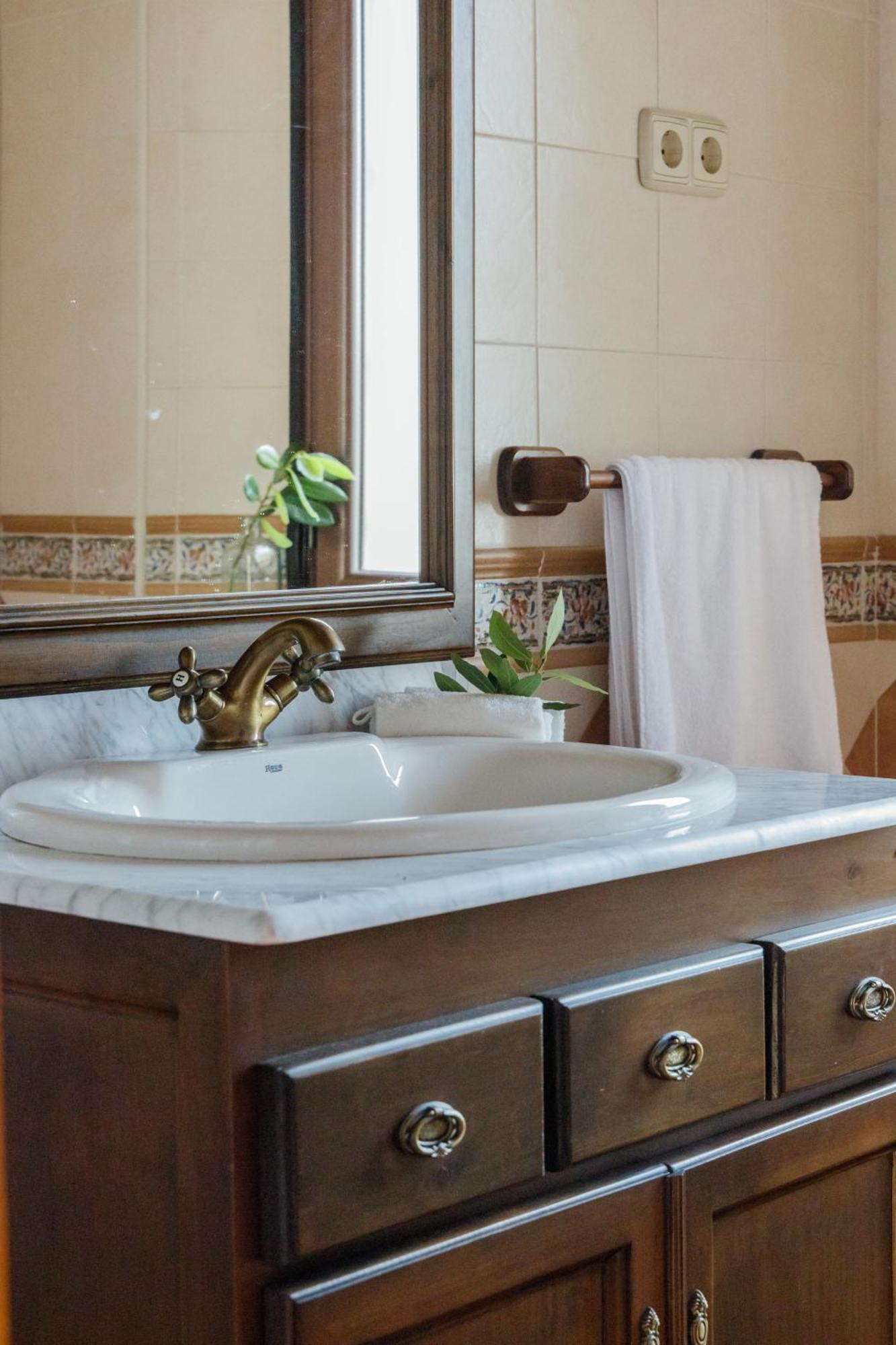 Casa Rural En Candeleda Con Piscina Y Un Maravilloso Jardin Extérieur photo