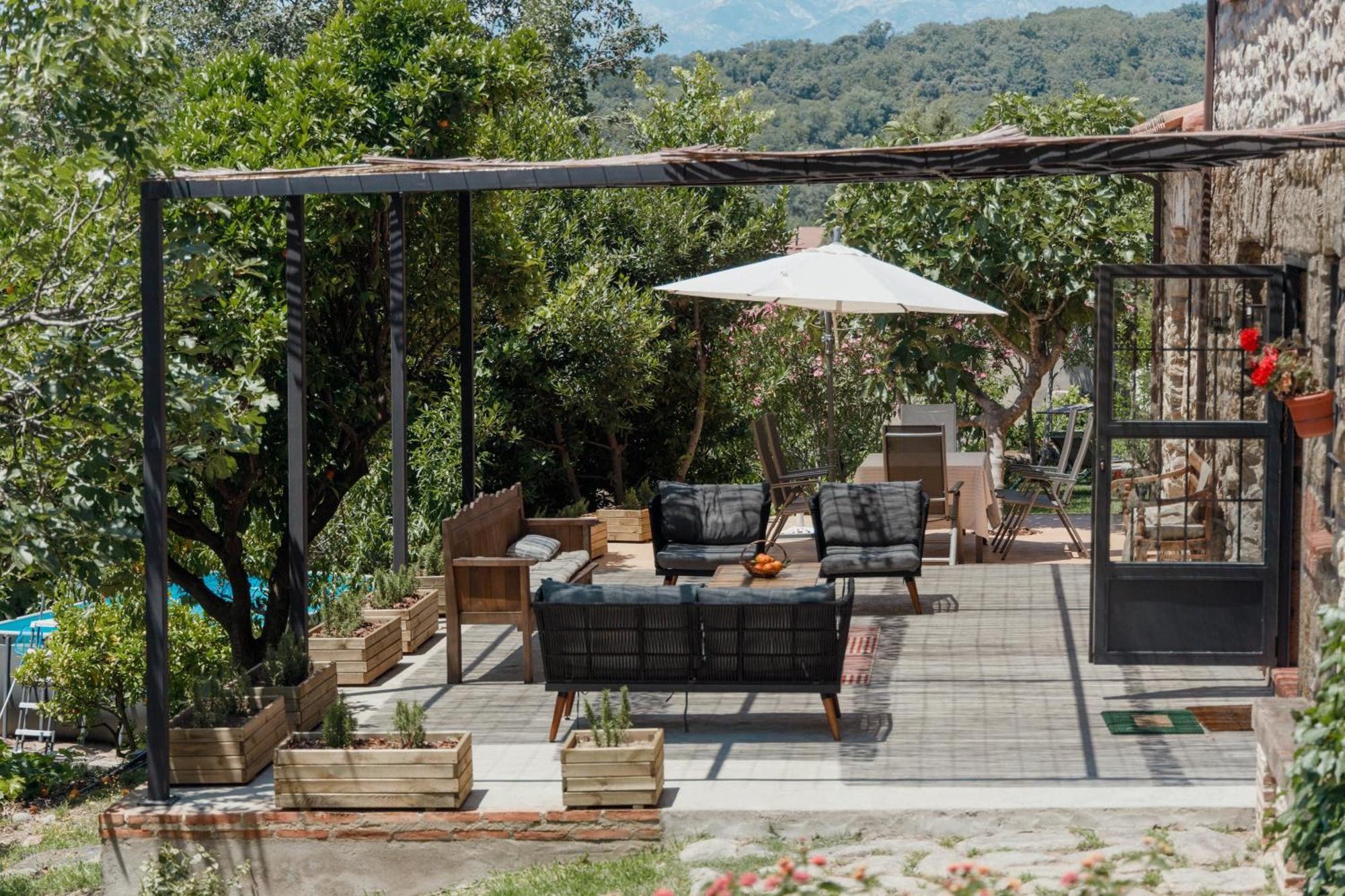 Casa Rural En Candeleda Con Piscina Y Un Maravilloso Jardin Extérieur photo